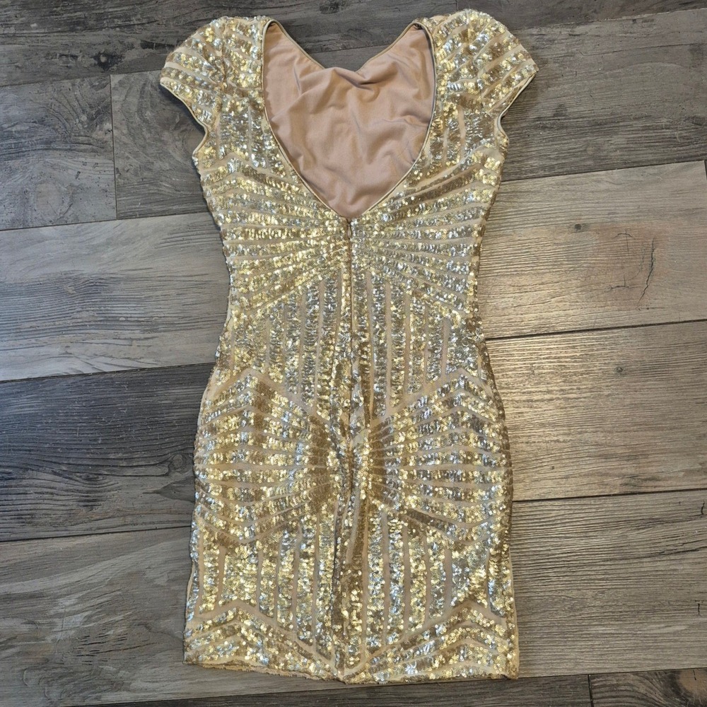 Dress the Population Gold Sequin Bodycon Mini Dress Cap Sleeve V-Back Medium - Picture 2 of 5